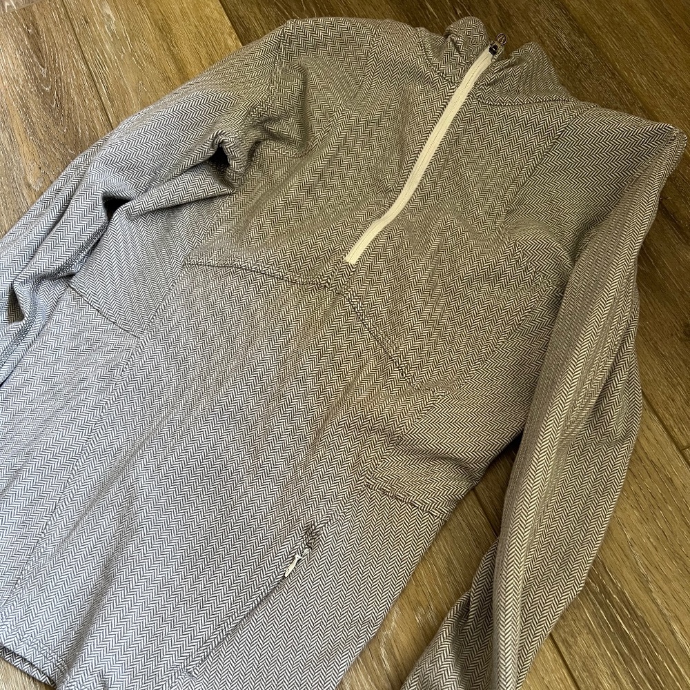 Lululemon half zip